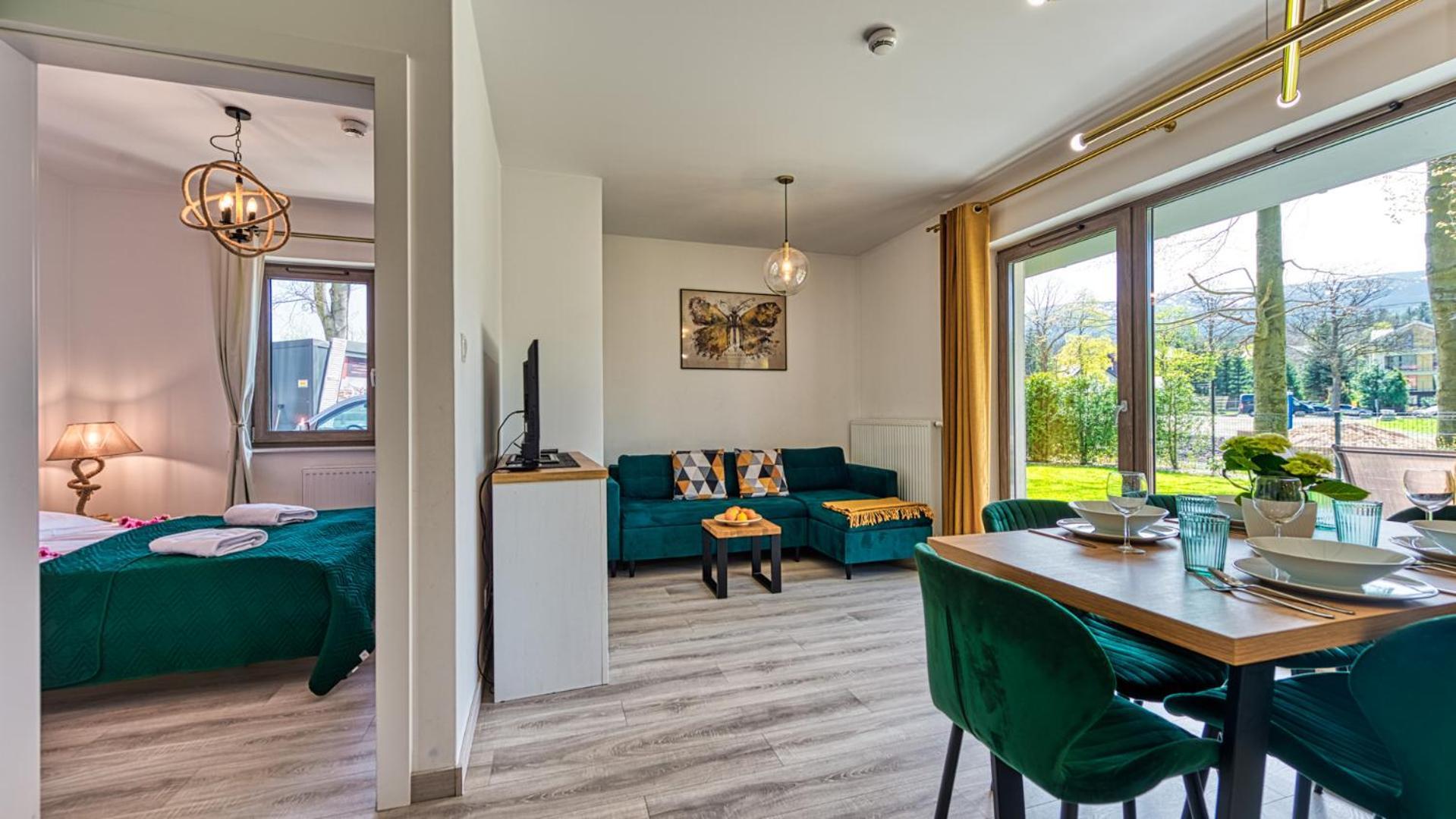 Apartamenty Z Basenem I Saunami Stone Hill Resort II Vip Centrum By Royal Aparts شكلارسكا بوريبا المظهر الخارجي الصورة