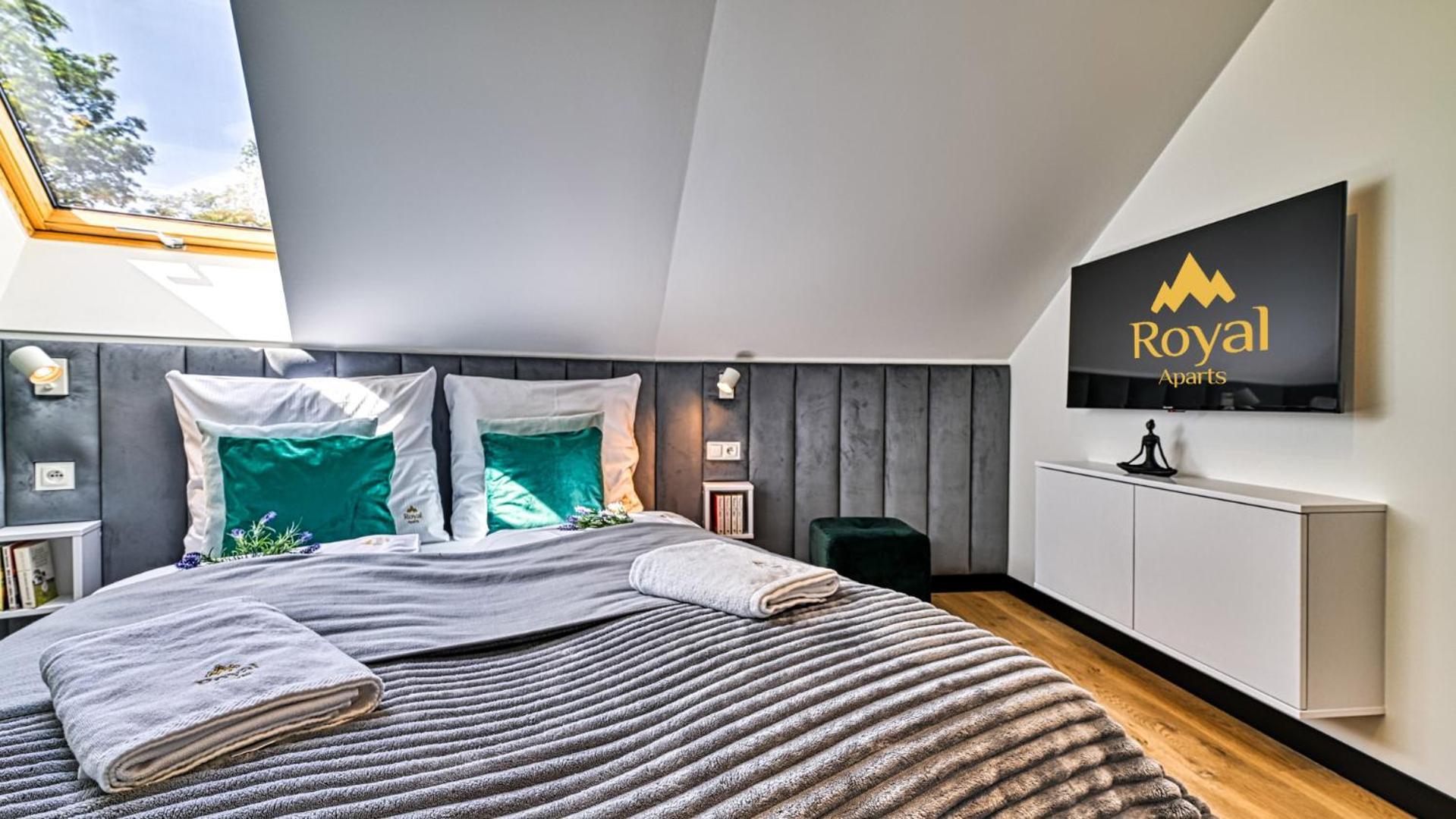 Apartamenty Z Basenem I Saunami Stone Hill Resort II Vip Centrum By Royal Aparts شكلارسكا بوريبا المظهر الخارجي الصورة