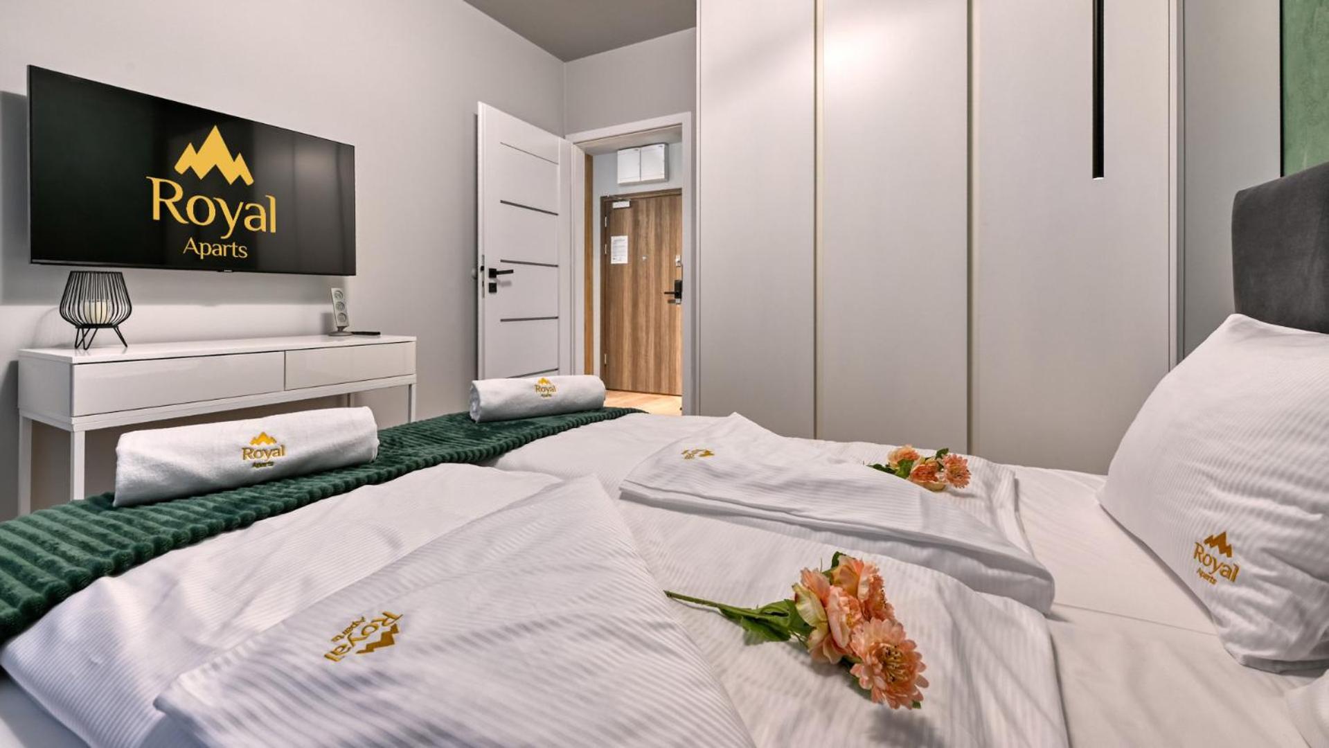 Apartamenty Z Basenem I Saunami Stone Hill Resort II Vip Centrum By Royal Aparts شكلارسكا بوريبا المظهر الخارجي الصورة